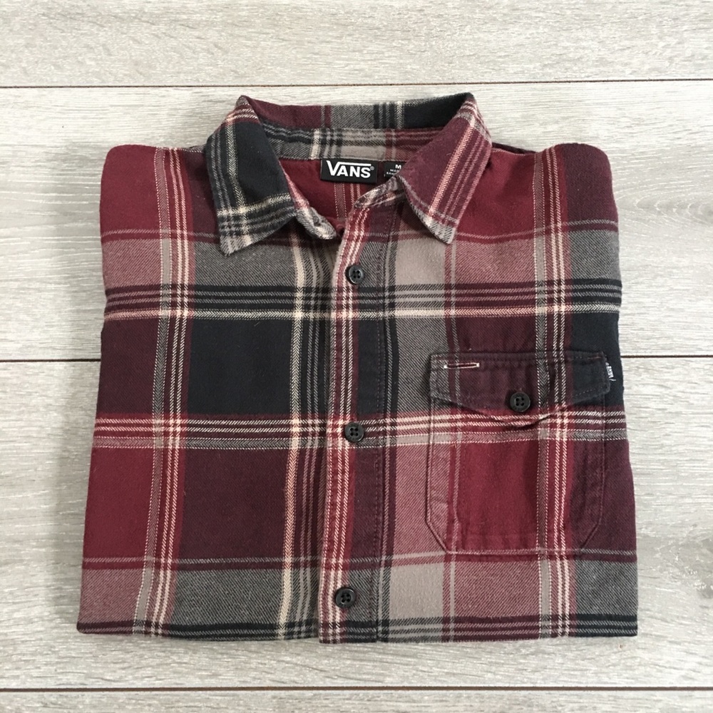 VANS plaid button-front long sleeve shirt